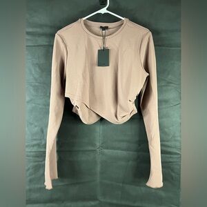 NWT Revolve NBD Long Sleeve Crop Top Size Large NWT